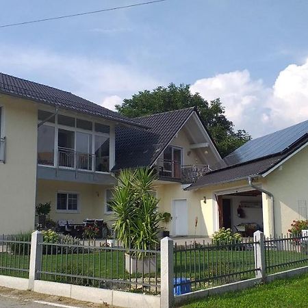 Bei Den Geissens Apartment Aldersbach Exterior photo